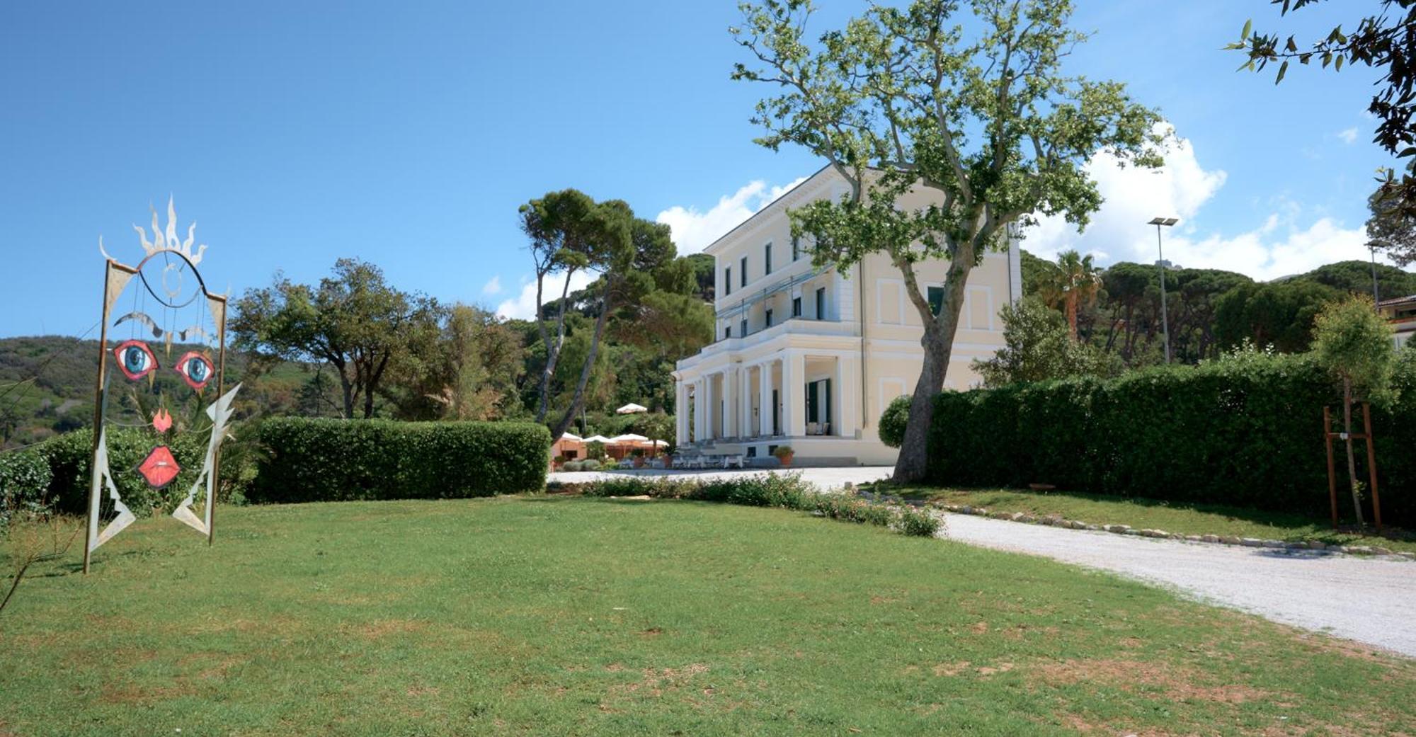Hotel Villa Ottone Портоферайо Екстериор снимка